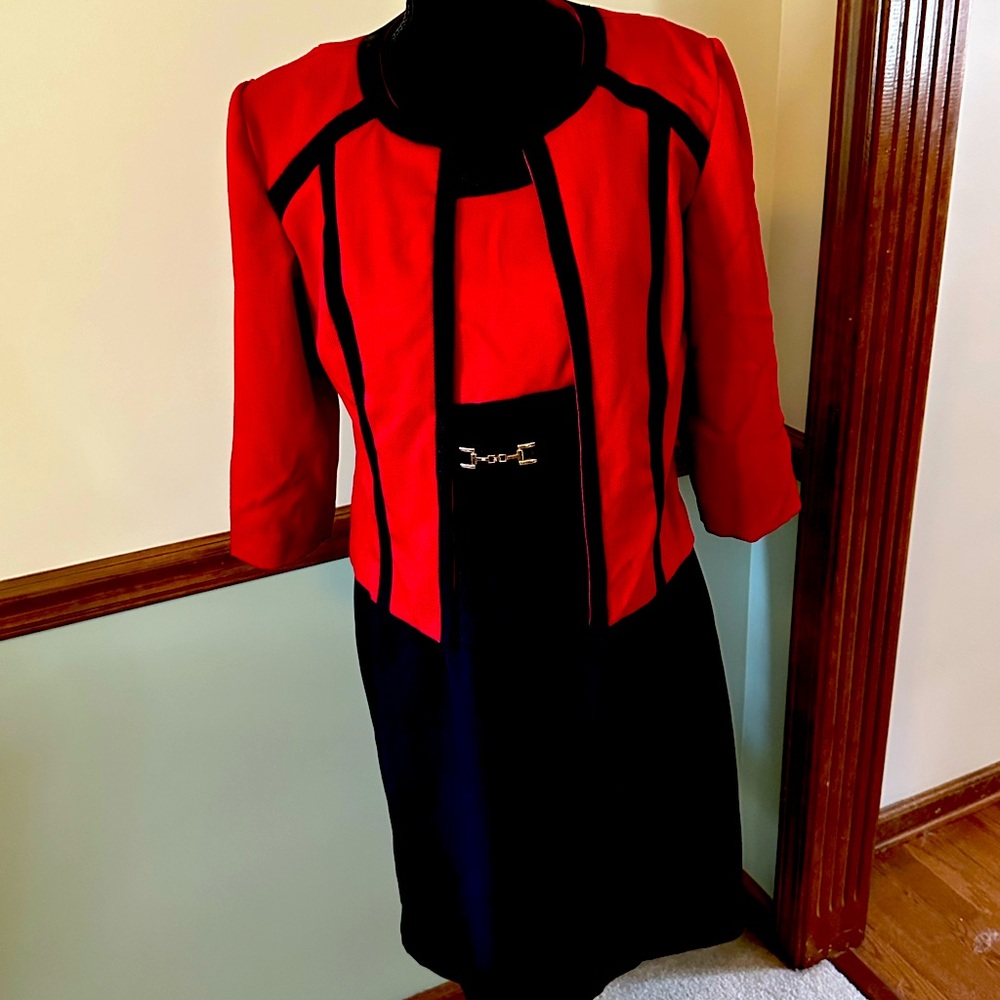 Studio One New York Black and Red 2-Piece Suit Size 6